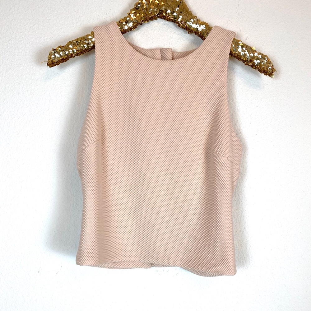Shilla The Label Arcadia Cutout Textured Top